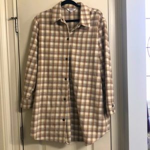 BB Dakota Super soft jacket with snaps.  Roomy